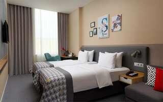 Гостиница Holiday Inn Perm Пермь Делюкс с 2 кроватями (100*200)-1